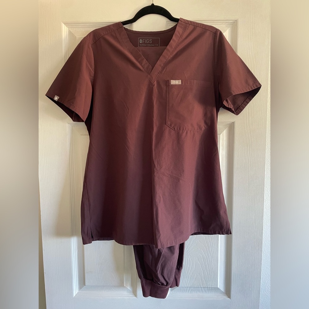 FIGS set - Dark Figs - Women’s Medium